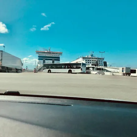 Royal Street كاليه